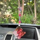 Visszapillantóra akasztható lógó - egyedi felirattal (rózsaszín)